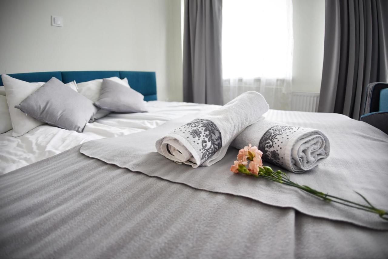 Marinas Rewa Bed & Breakfast ภายนอก รูปภาพ