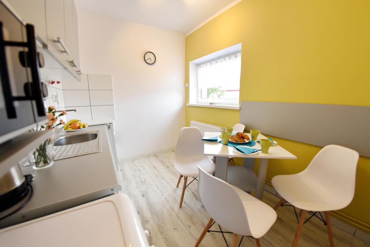 Marinas Rewa Bed & Breakfast ภายนอก รูปภาพ