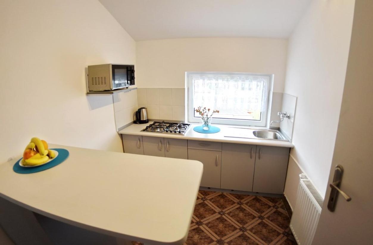 Marinas Rewa Bed & Breakfast ภายนอก รูปภาพ